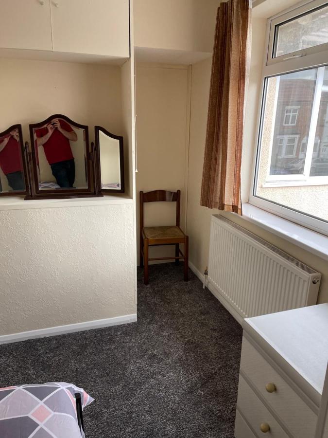 Spacious, Sleeps 17, 3 Bathrooms, Parking, 맨스필드 외부 사진