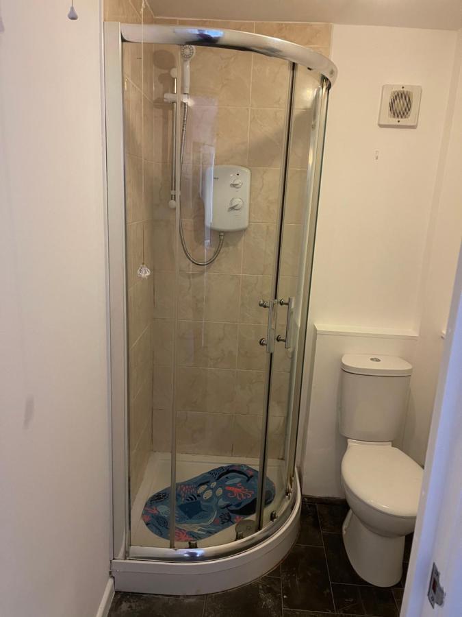 Spacious, Sleeps 17, 3 Bathrooms, Parking, 맨스필드 외부 사진