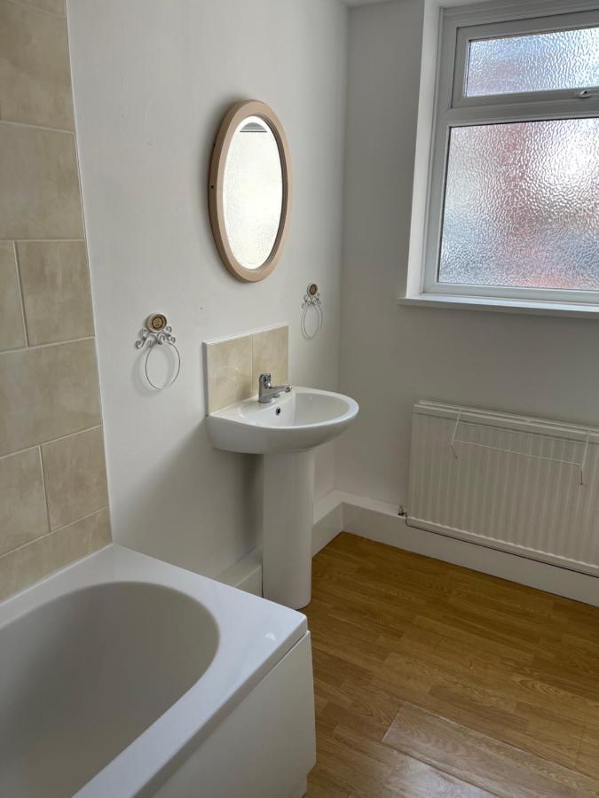 Spacious, Sleeps 17, 3 Bathrooms, Parking, 맨스필드 외부 사진