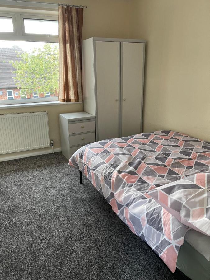 Spacious, Sleeps 17, 3 Bathrooms, Parking, 맨스필드 외부 사진