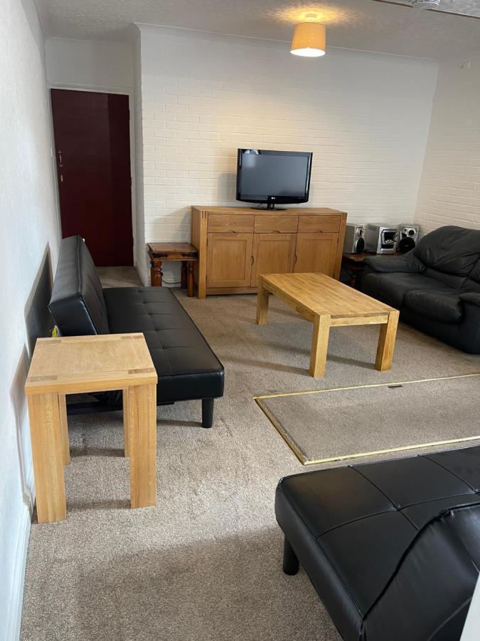 Spacious, Sleeps 17, 3 Bathrooms, Parking, 맨스필드 외부 사진