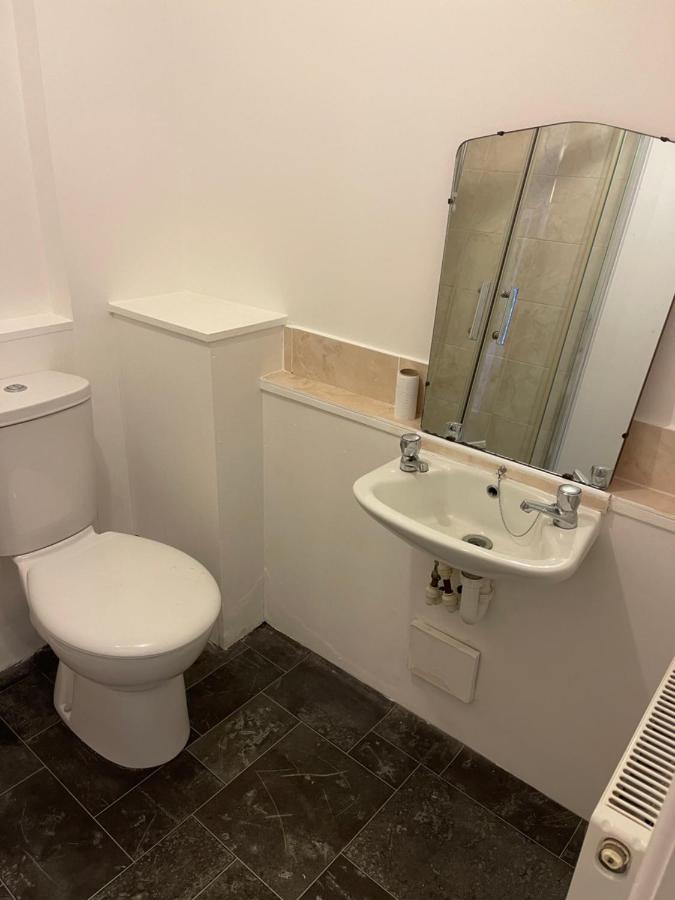 Spacious, Sleeps 17, 3 Bathrooms, Parking, 맨스필드 외부 사진