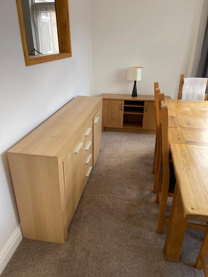 Spacious, Sleeps 17, 3 Bathrooms, Parking, 맨스필드 외부 사진